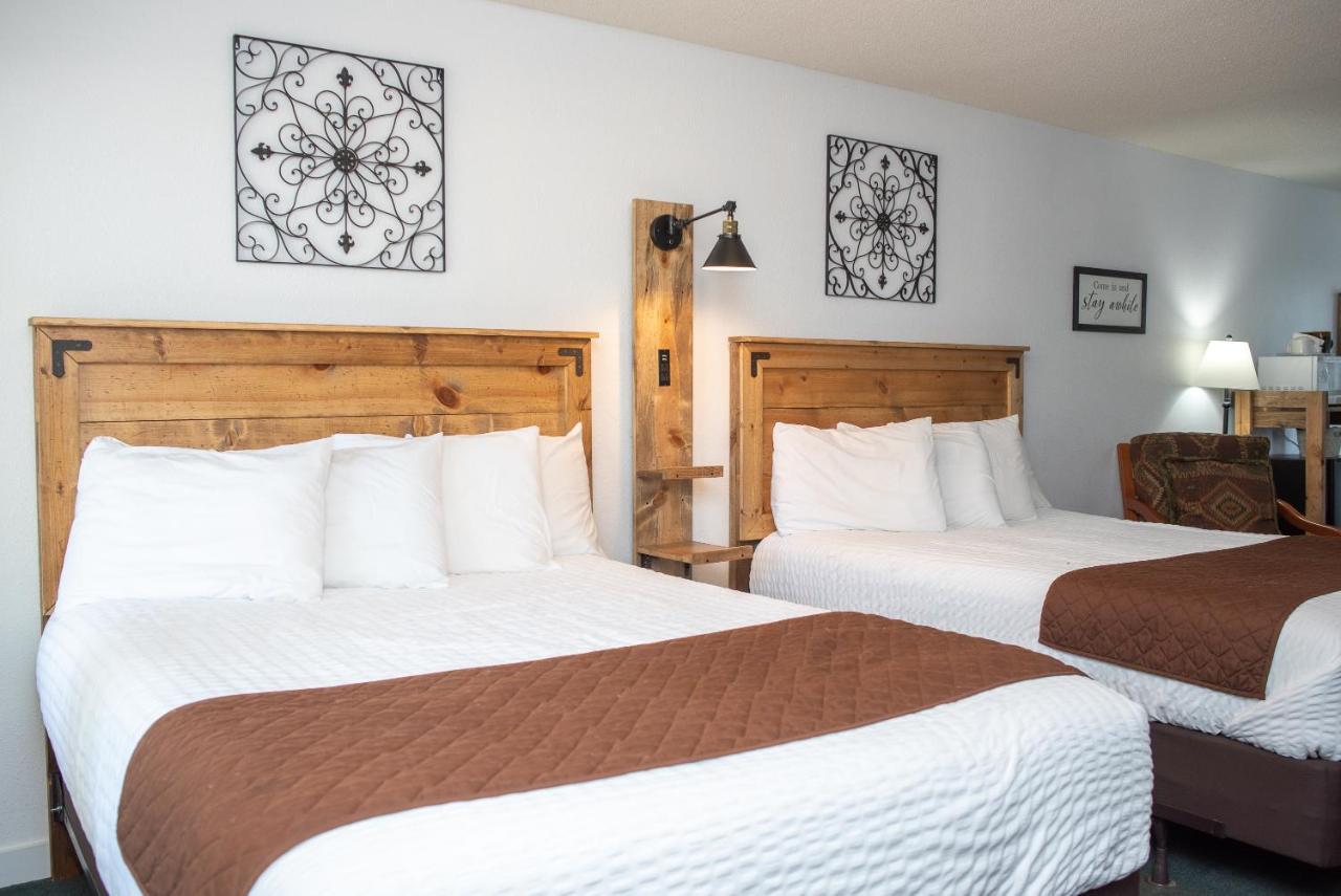 Motel Guest Mountain View